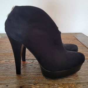 Bakers 'Kaytee' Black Back Zip Faux Sued Booties